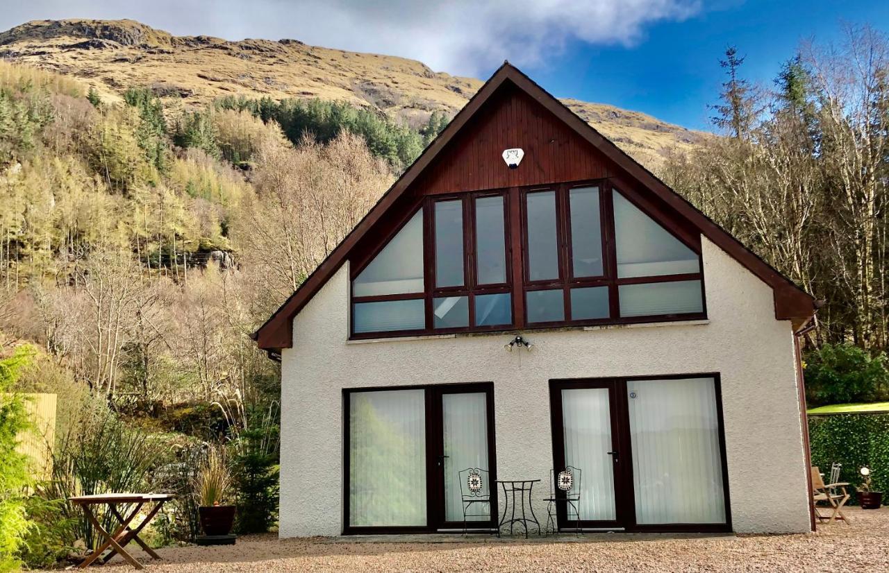 Hunters Lodge Apartments Ballachulish Esterno foto